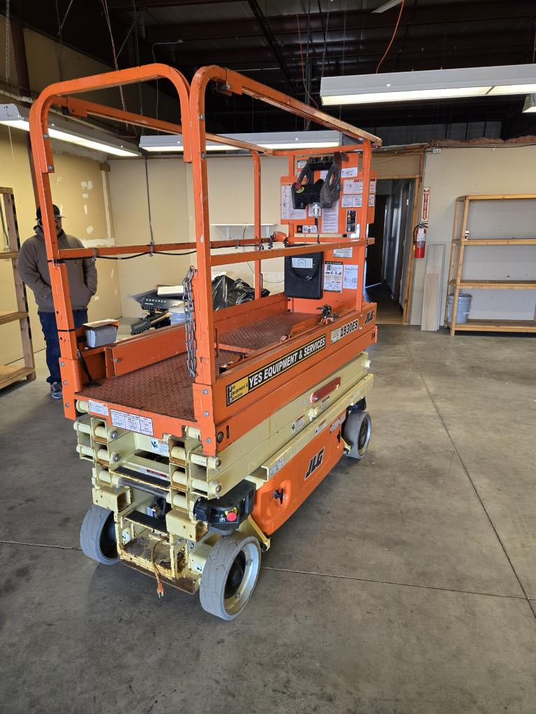 2018 JLG 1930ES