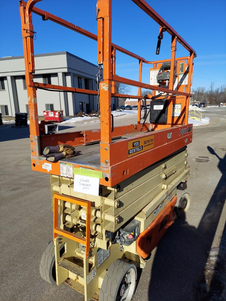 2007 JLG 2630ES