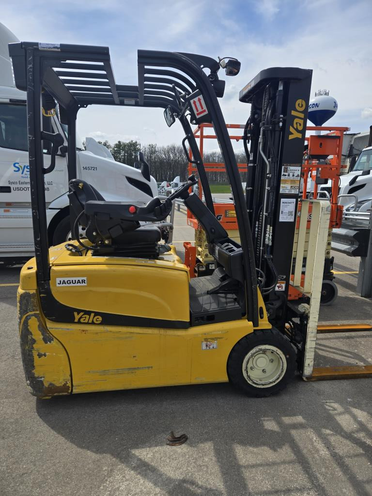 2016 Yale ERP-040VT