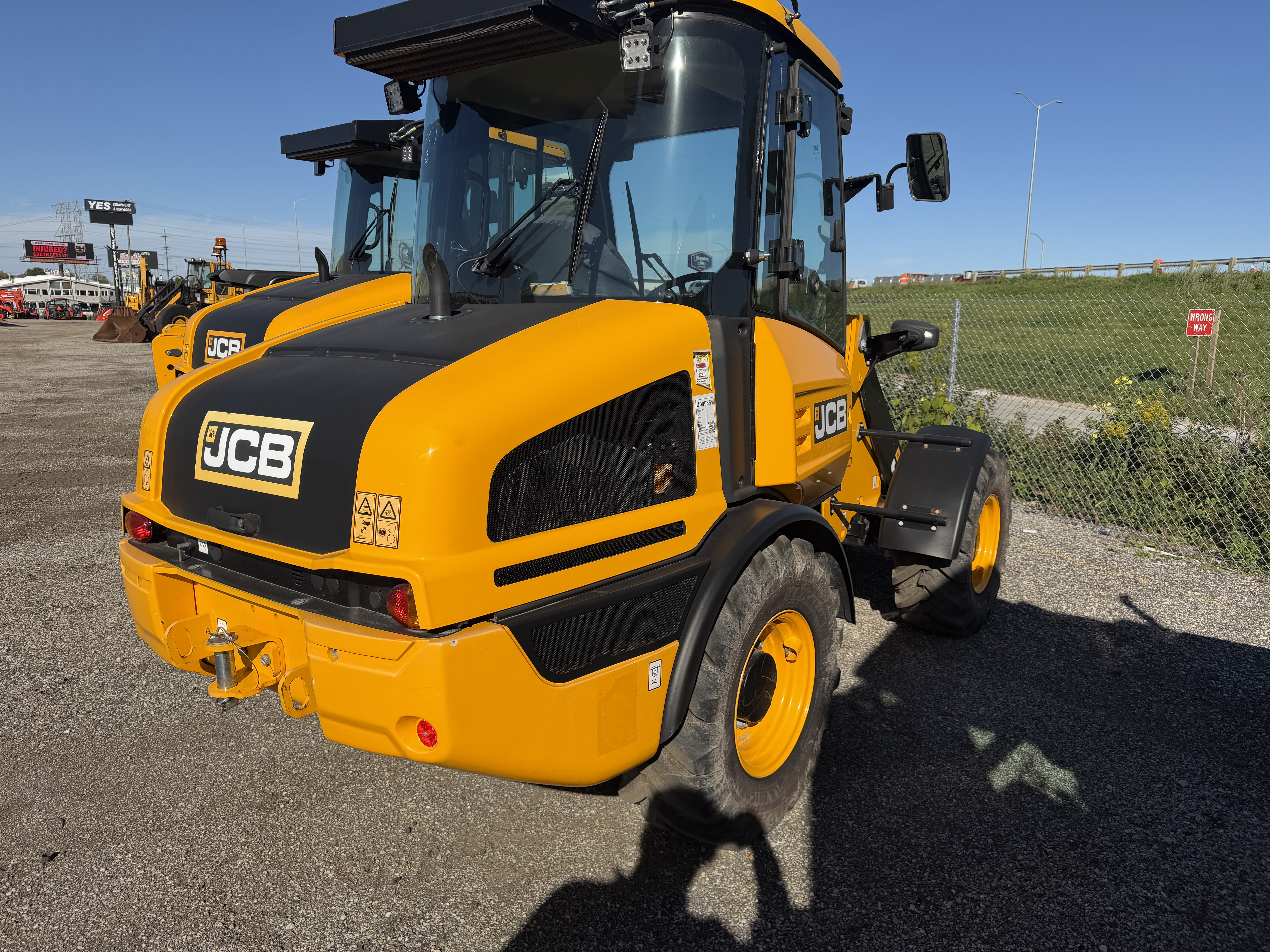 2022 JCB 407