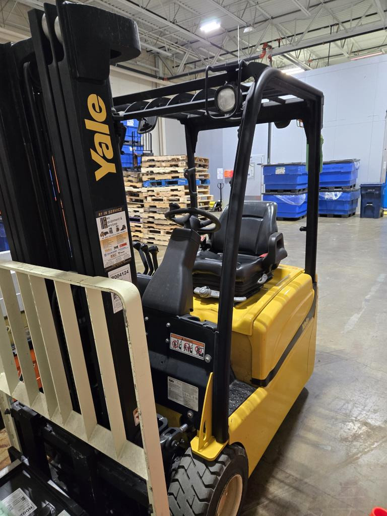 2019 Yale ERP-040VT