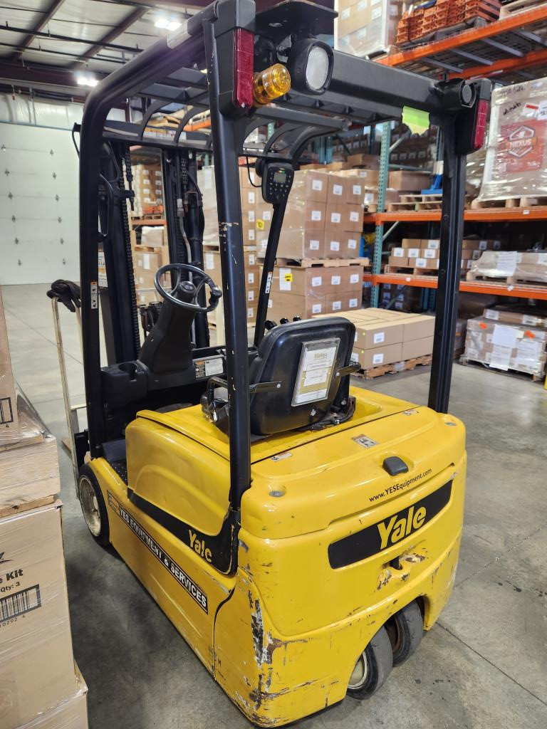 2010 Yale ERP-040VT