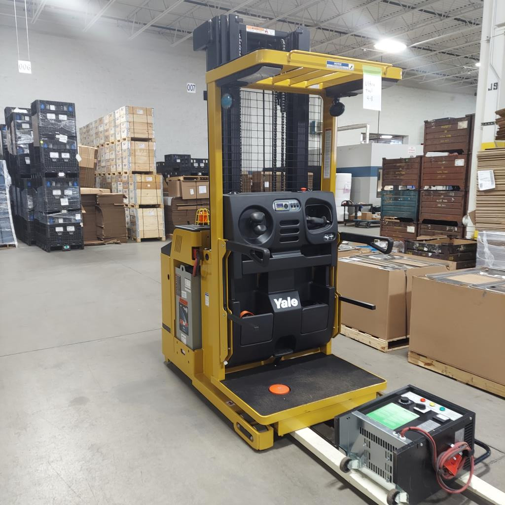 2022 Yale OS030BF