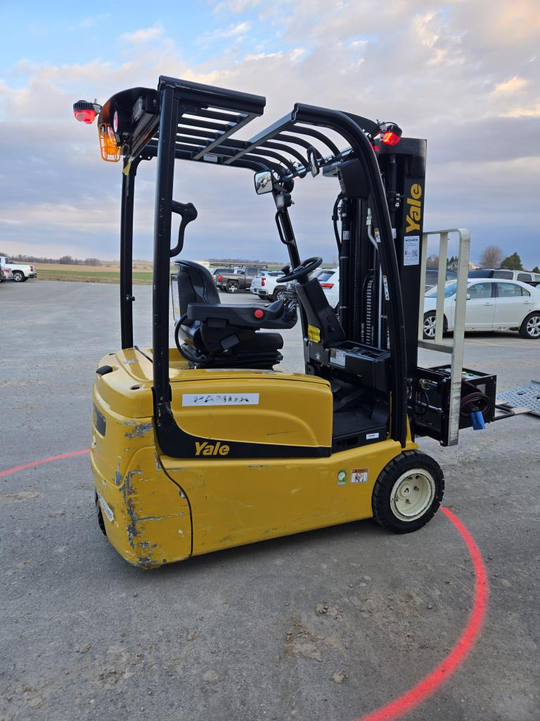 2020 Yale ERP-040VT