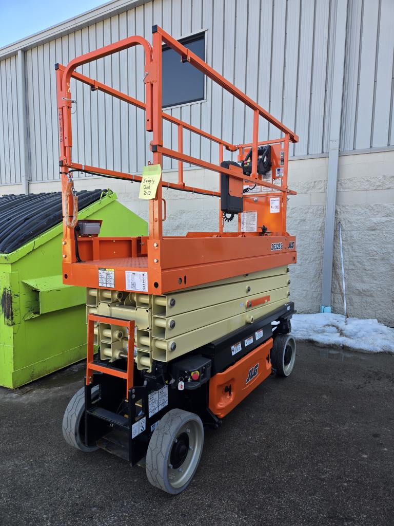 0 JLG 2632ES