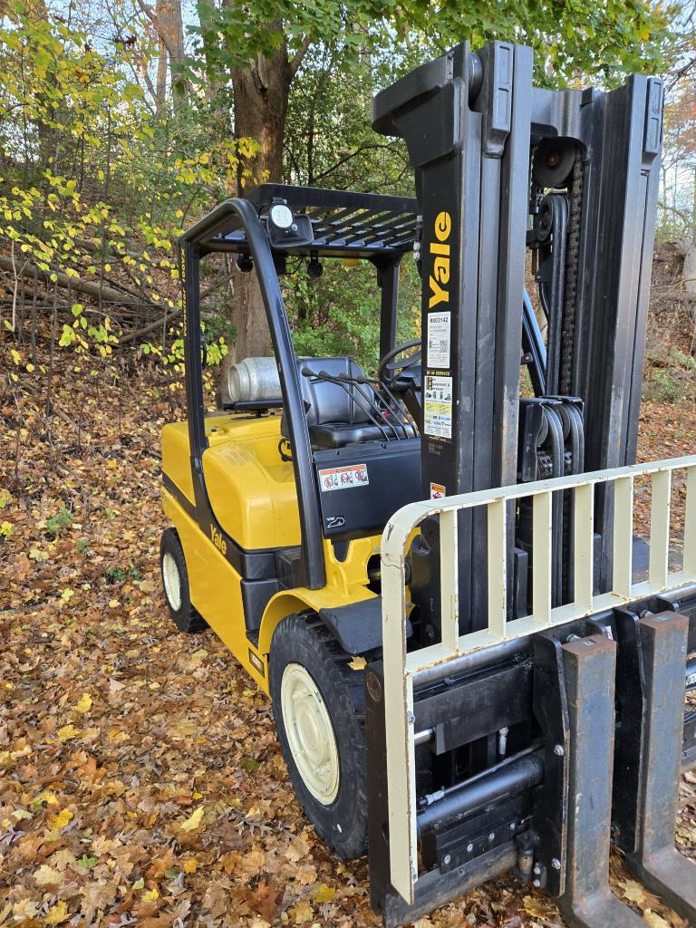 2022 Yale GP100VX