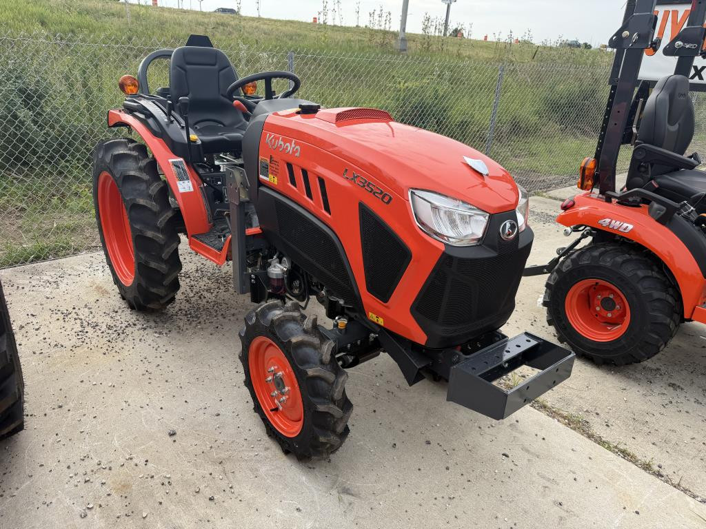 0 Kubota LX3520 Narrow