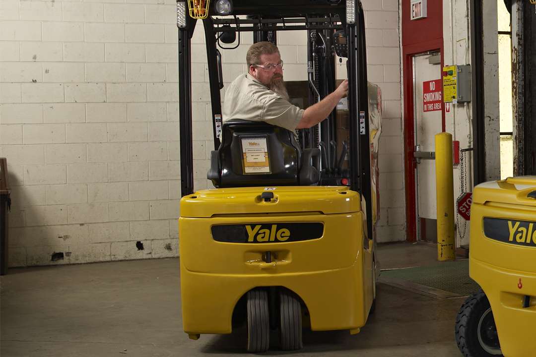 2022 Yale ERP-040VT