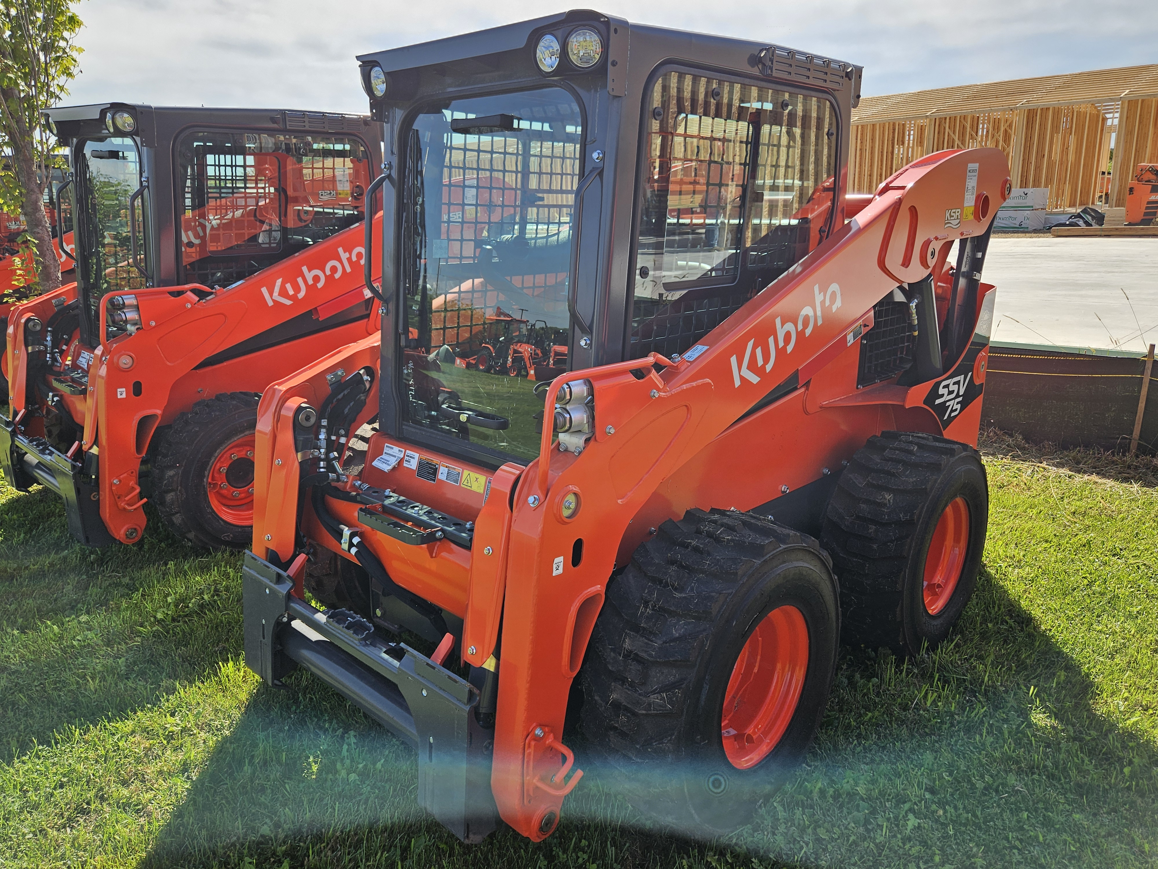 0 Kubota SSV75