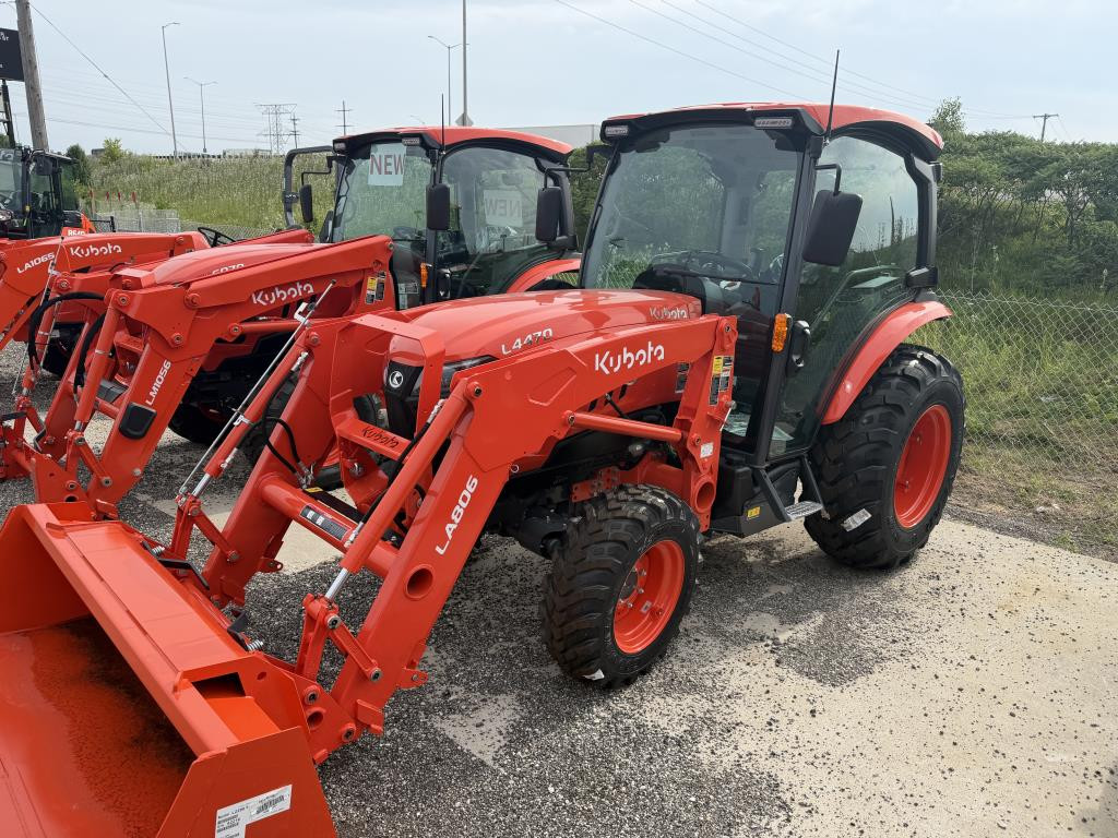 Photo of a  Kubota L4470PRM