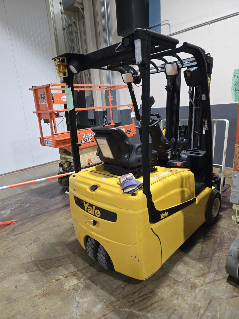 2019 Yale ERP-040VT