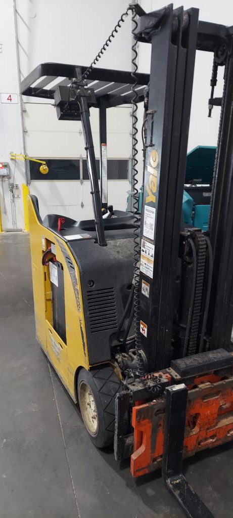 2014 Yale ESC040AC