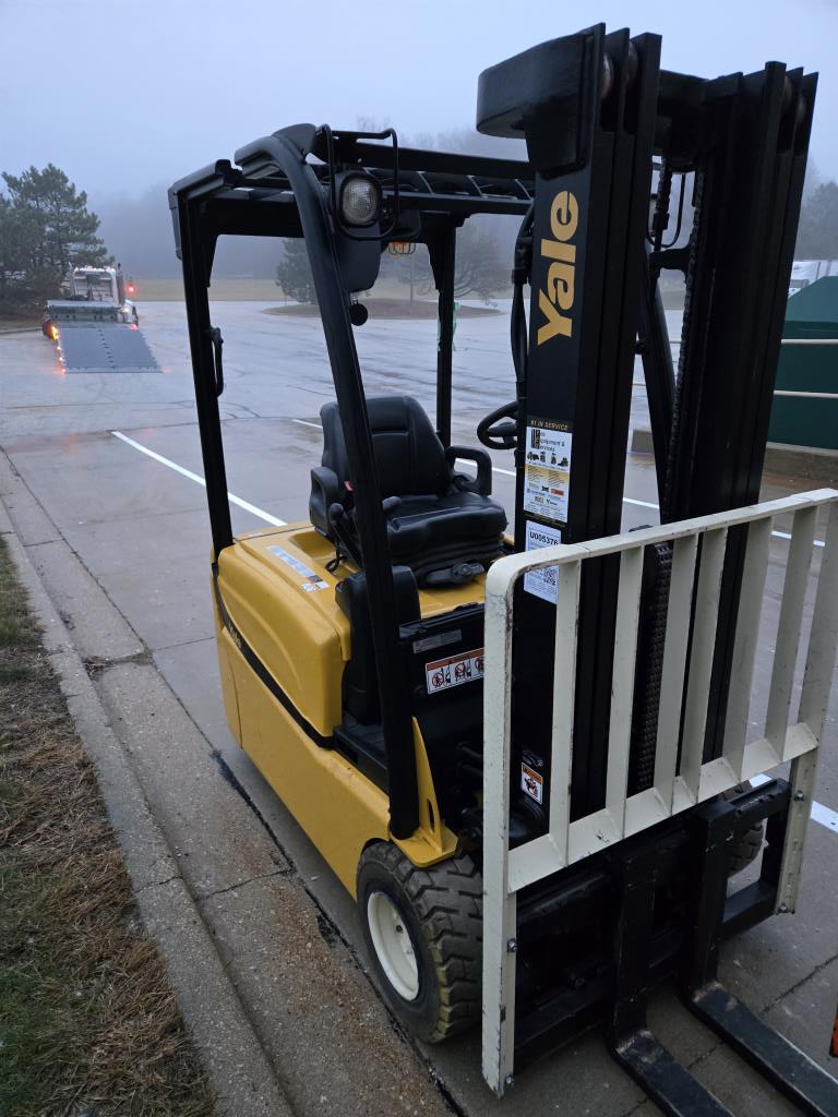 2018 Yale ERP-040VT