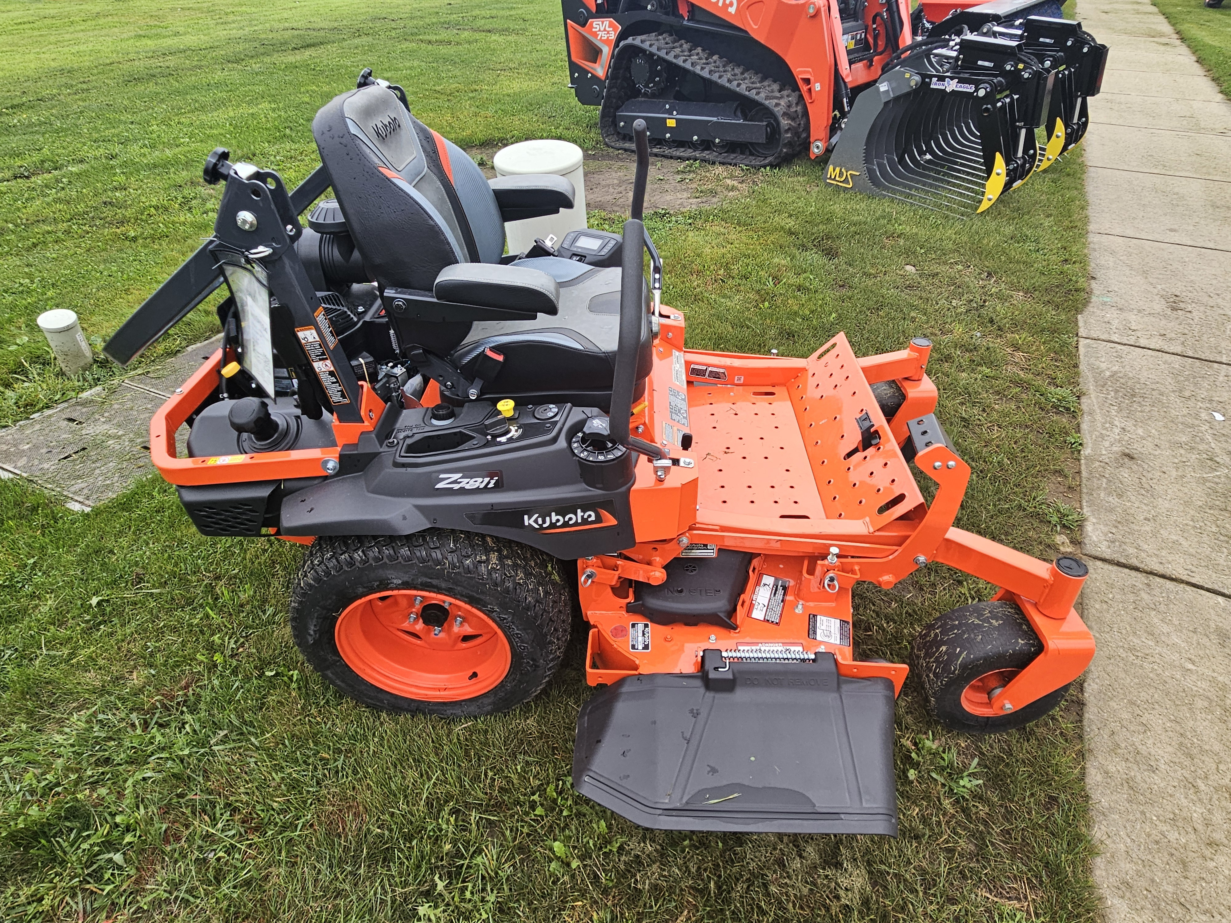 0 Kubota Z781KWI-54