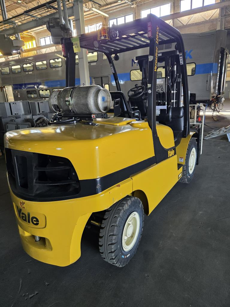 2024 Yale GP120VX