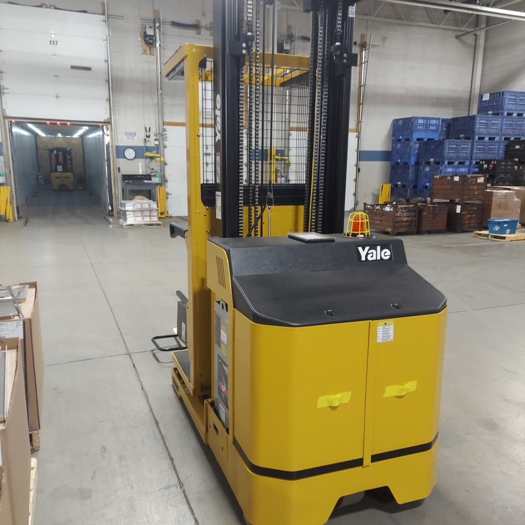 2022 Yale OS030BF