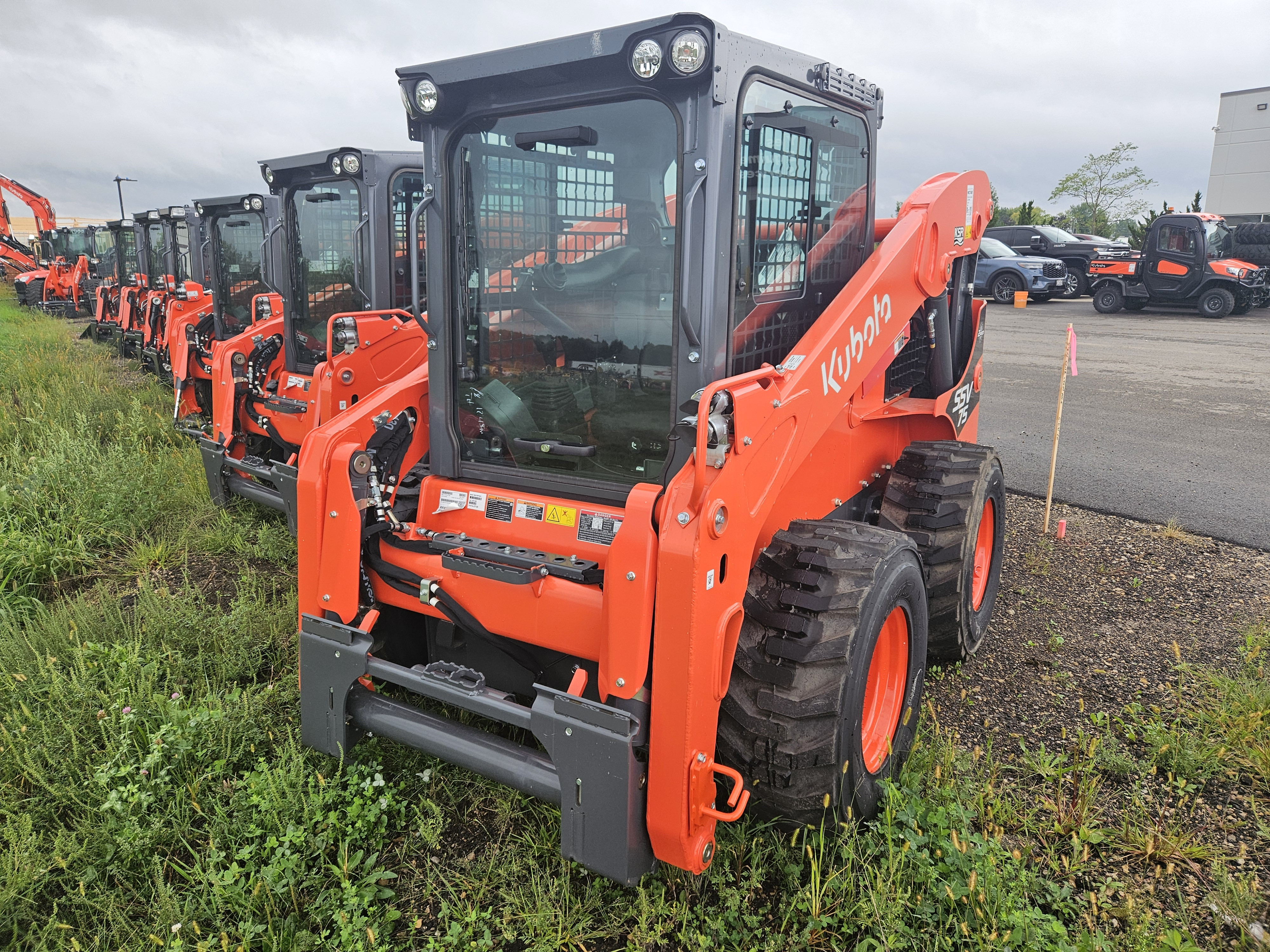 0 Kubota SSV75