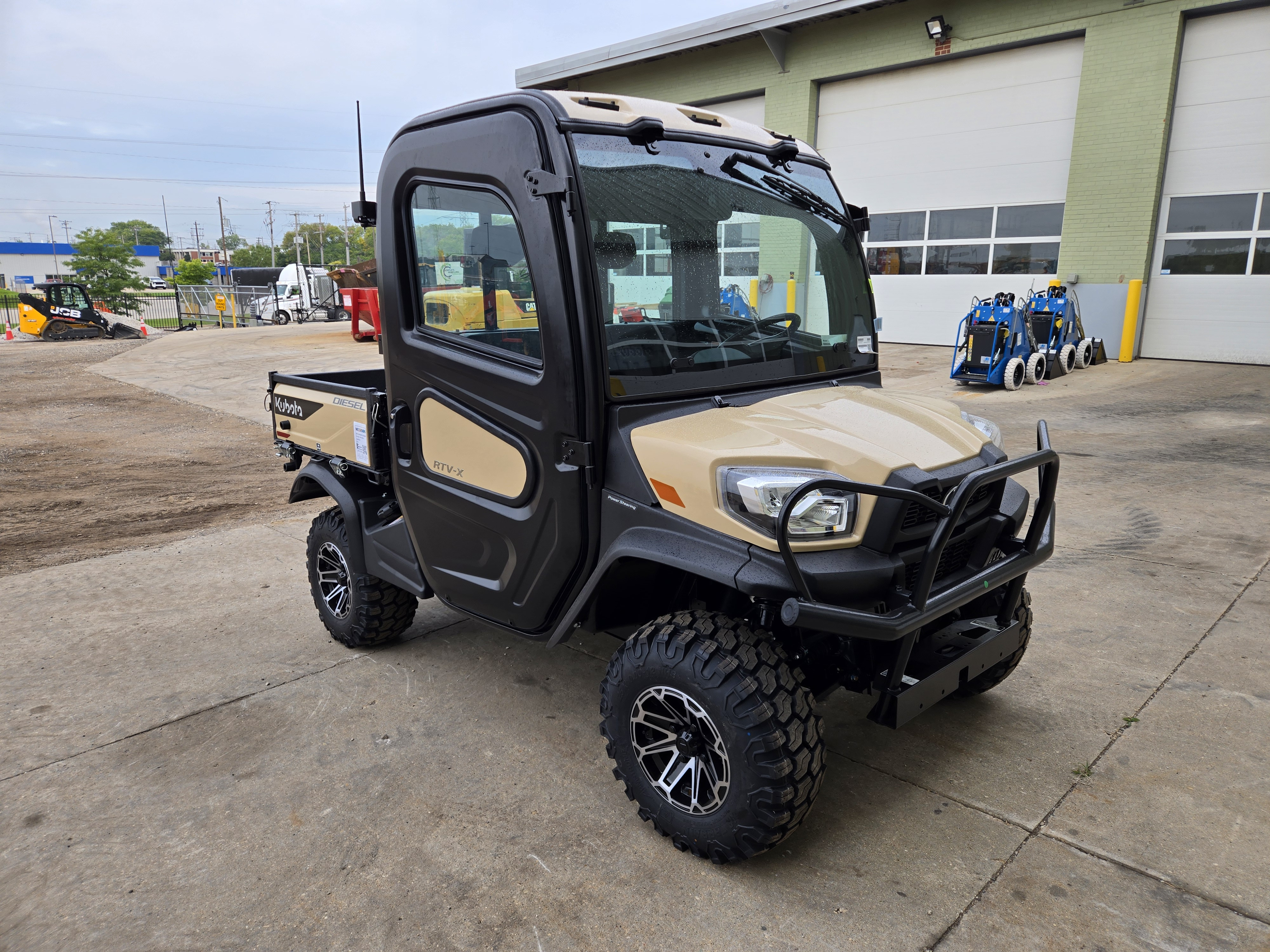 Photo of Kubota RTVX2C-PDLHS-1