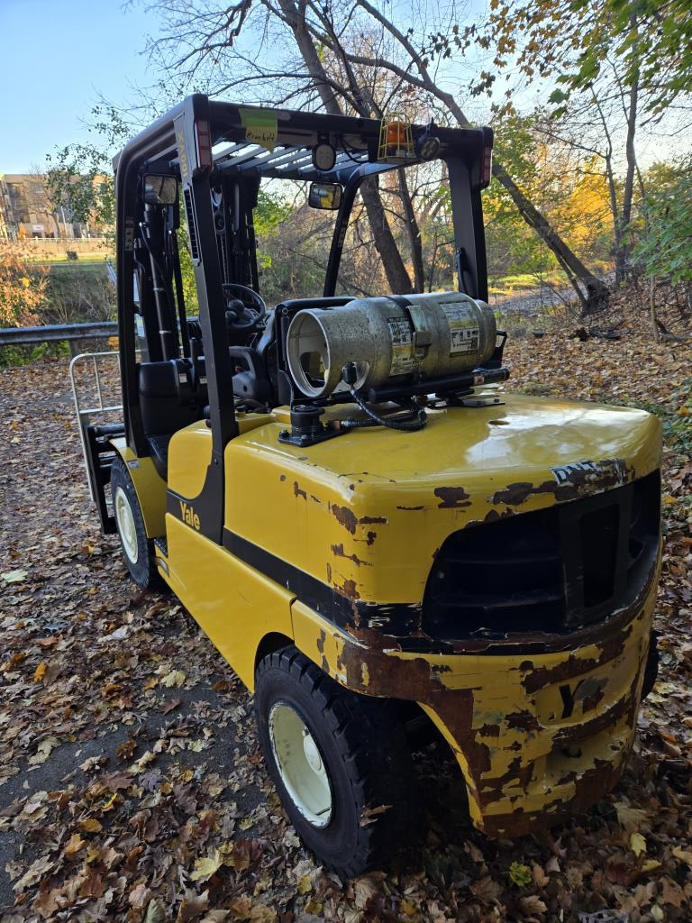 2022 Yale GP100VX
