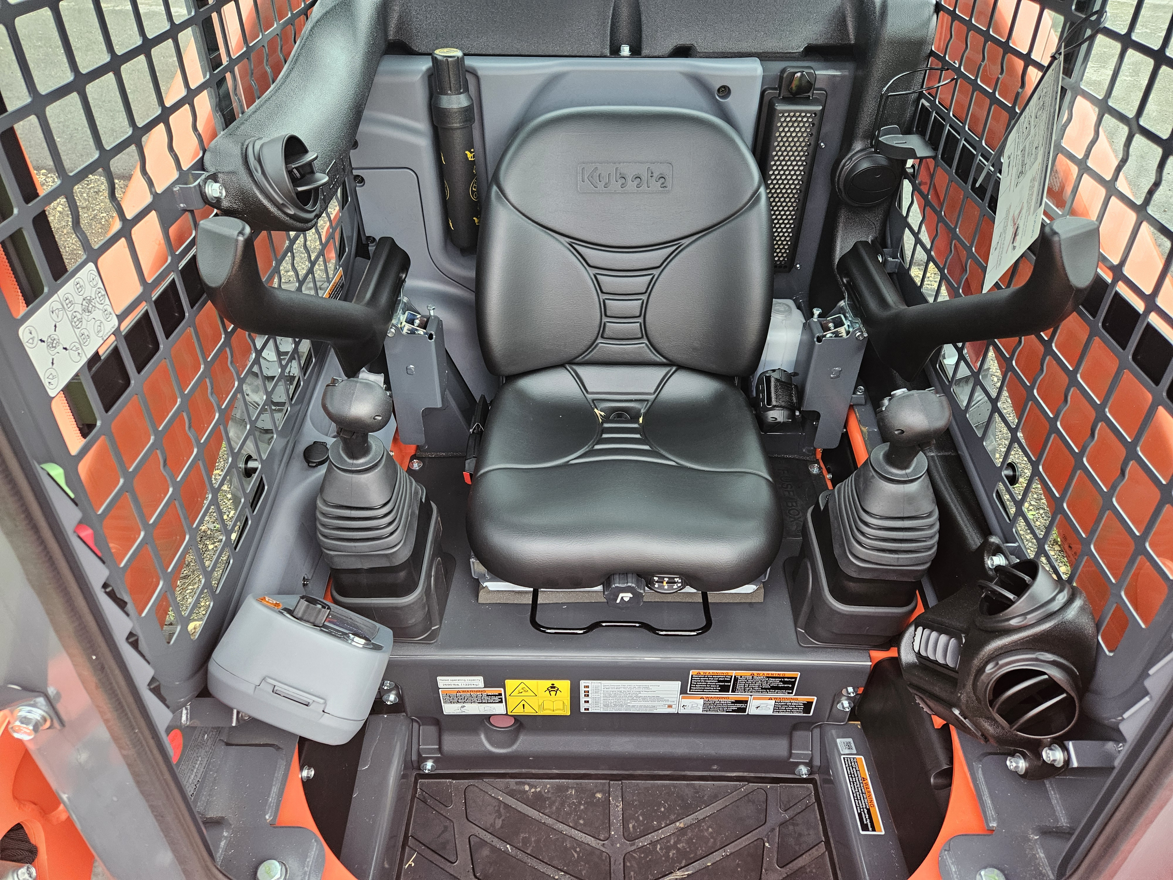 0 Kubota SSV75