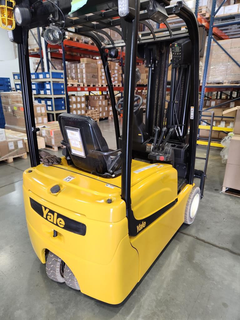 2012 Yale ERP-040VT