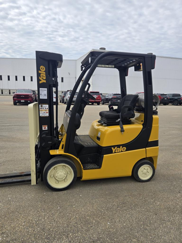 2022 Yale GC050VX
