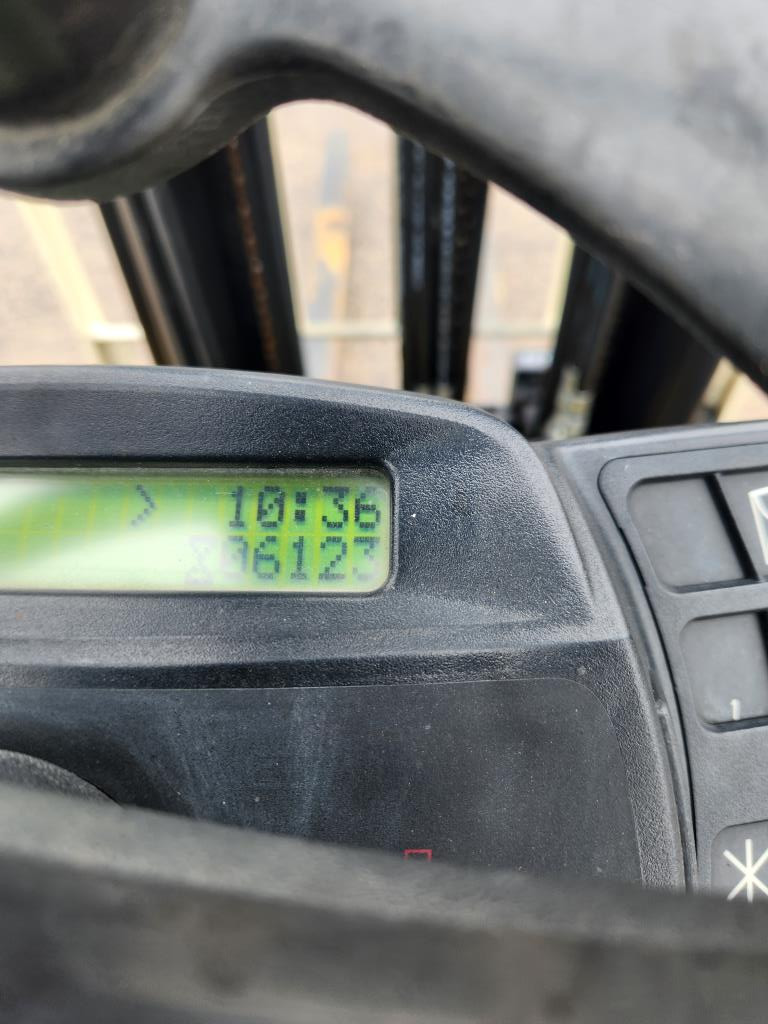 2017 Yale GC050VX