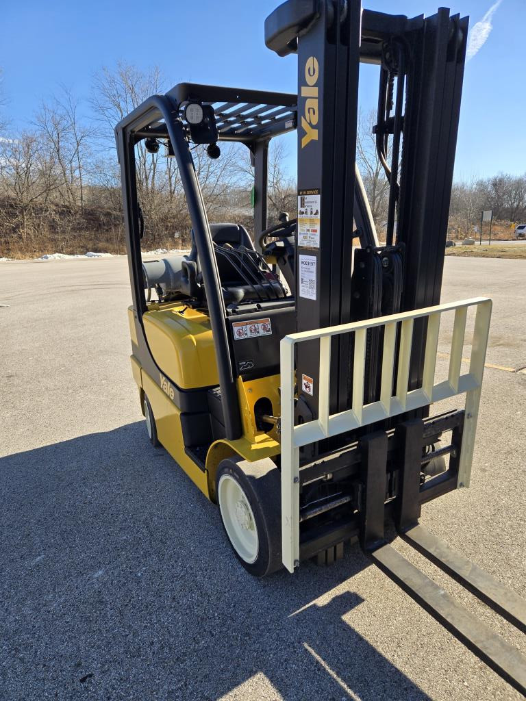 2022 Yale GC050LX2