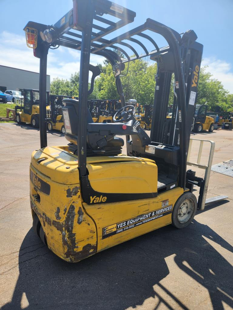 2018 Yale ERP040VT