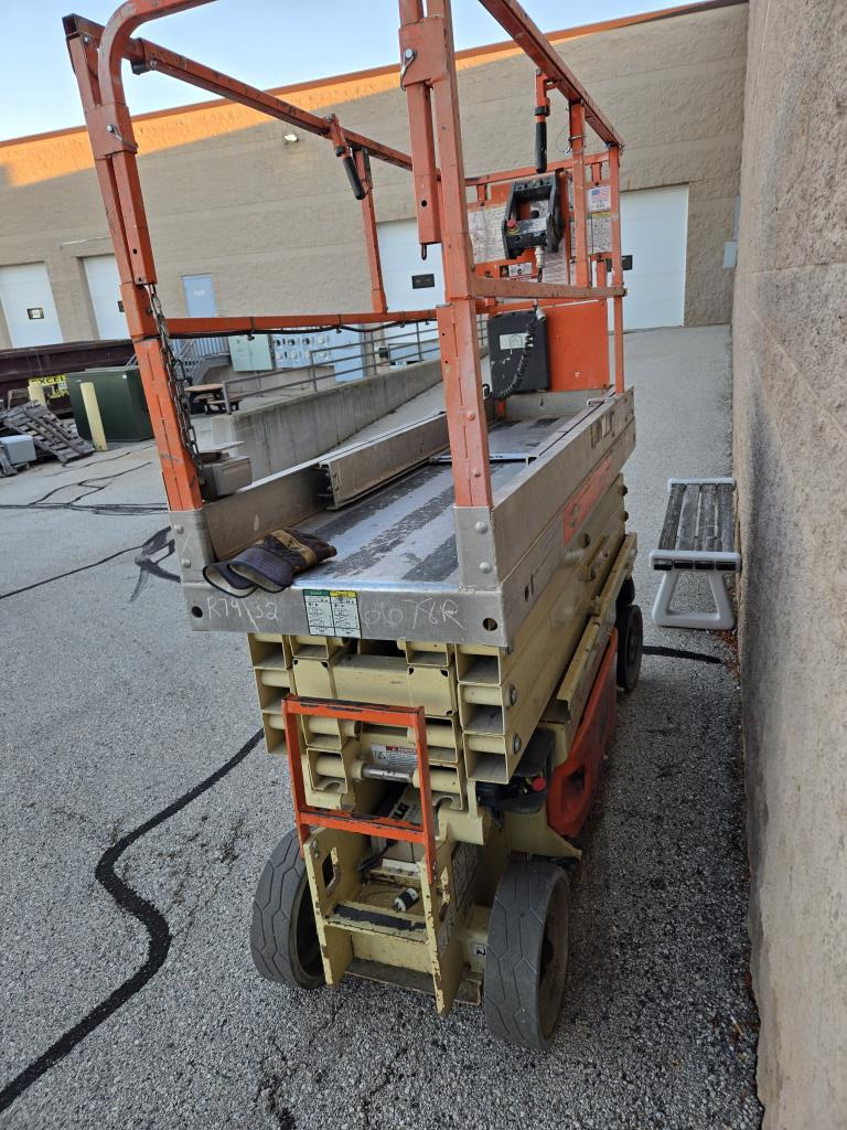 2013 JLG 2630ES