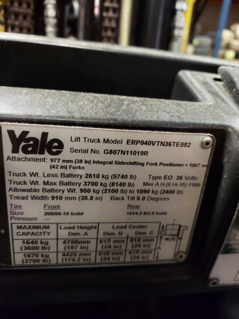 2017 Yale ERP040VT
