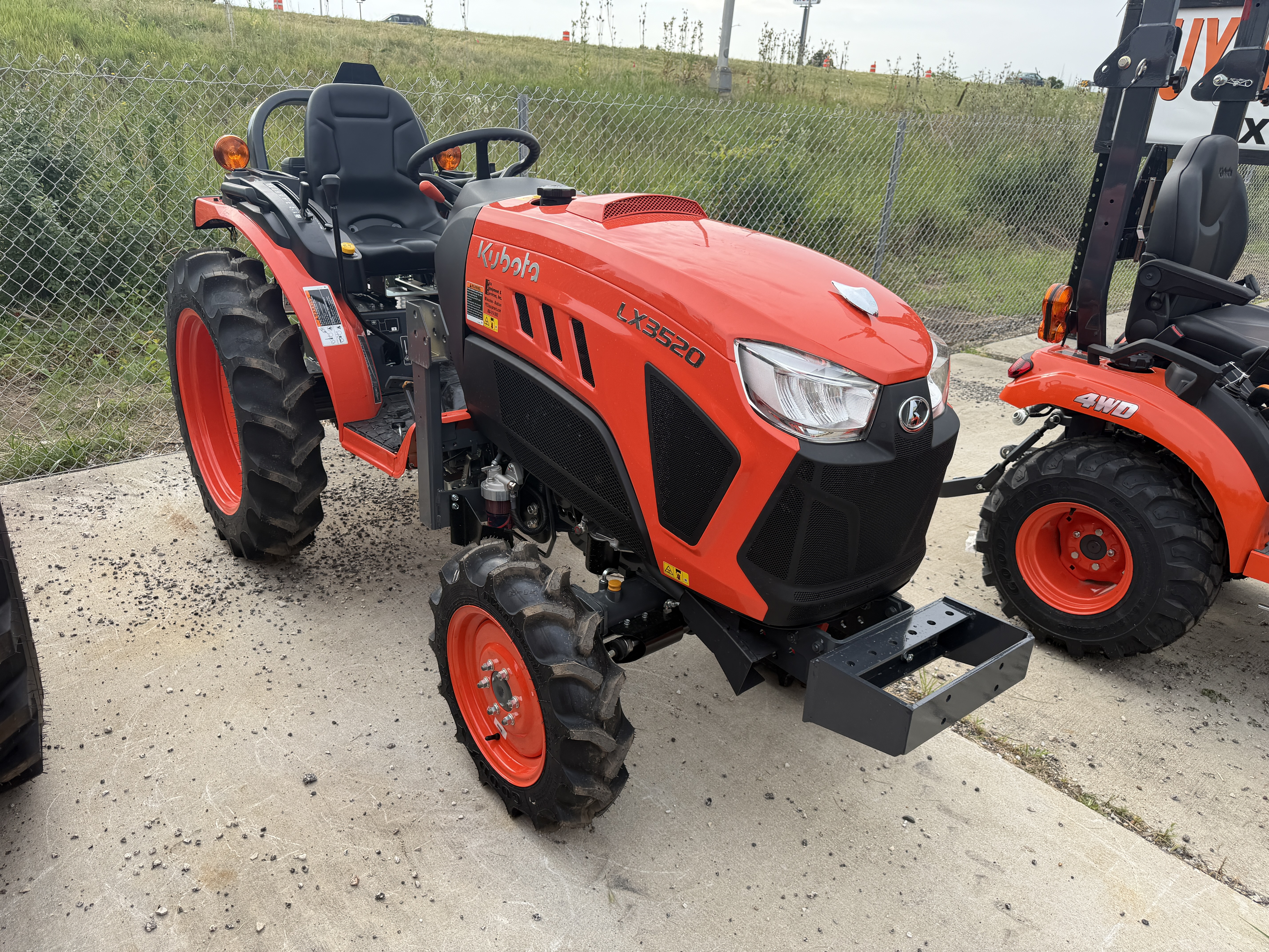 0 Kubota LX3520DTN