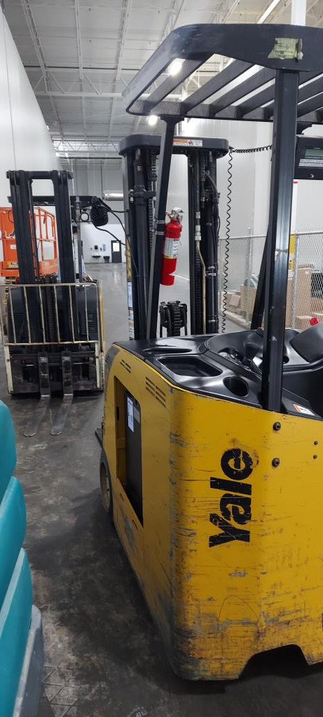 2014 Yale ESC040AC