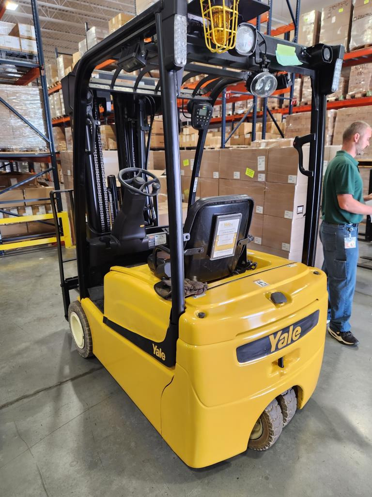 2012 Yale ERP-040VT