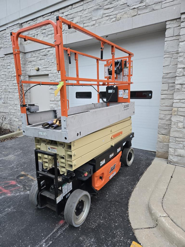 0 JLG 2630ES