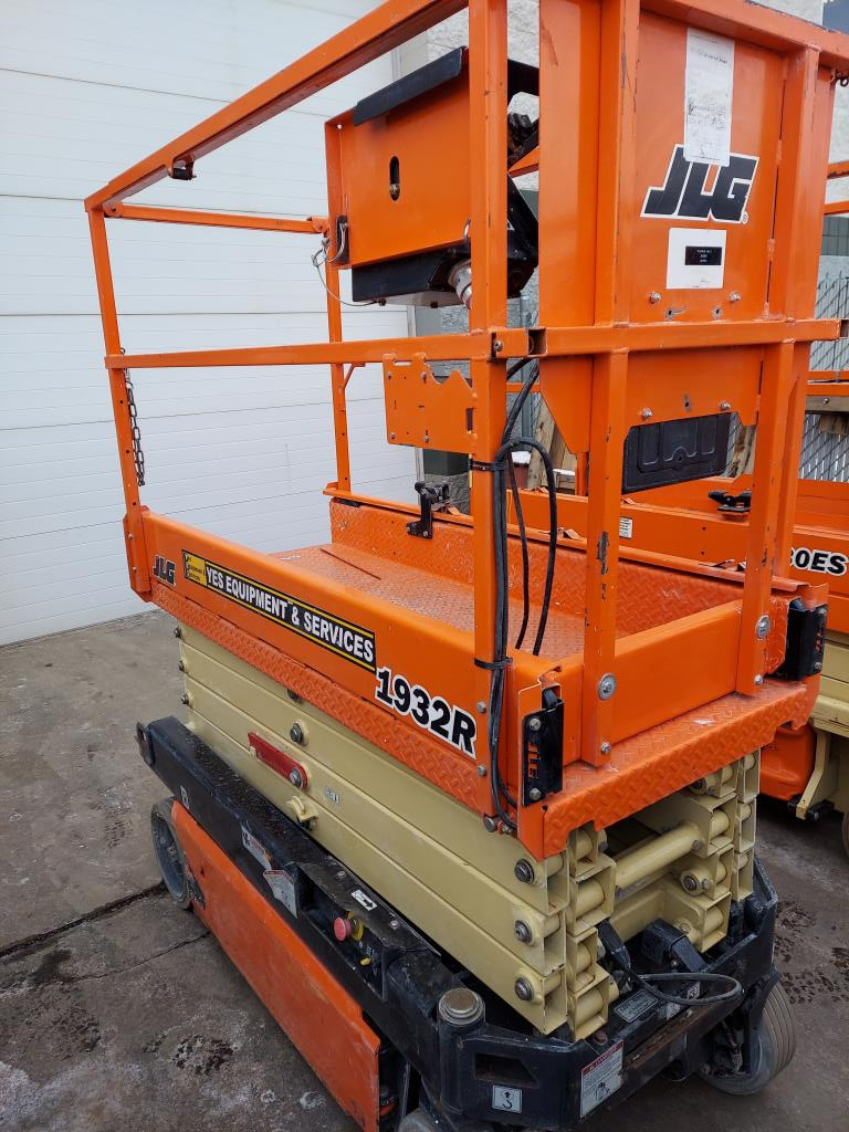 2018 JLG 1932R
