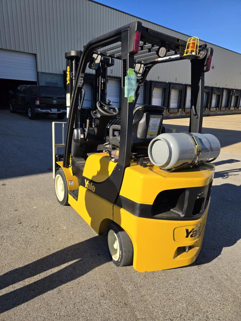 2022 Yale GC050LX2