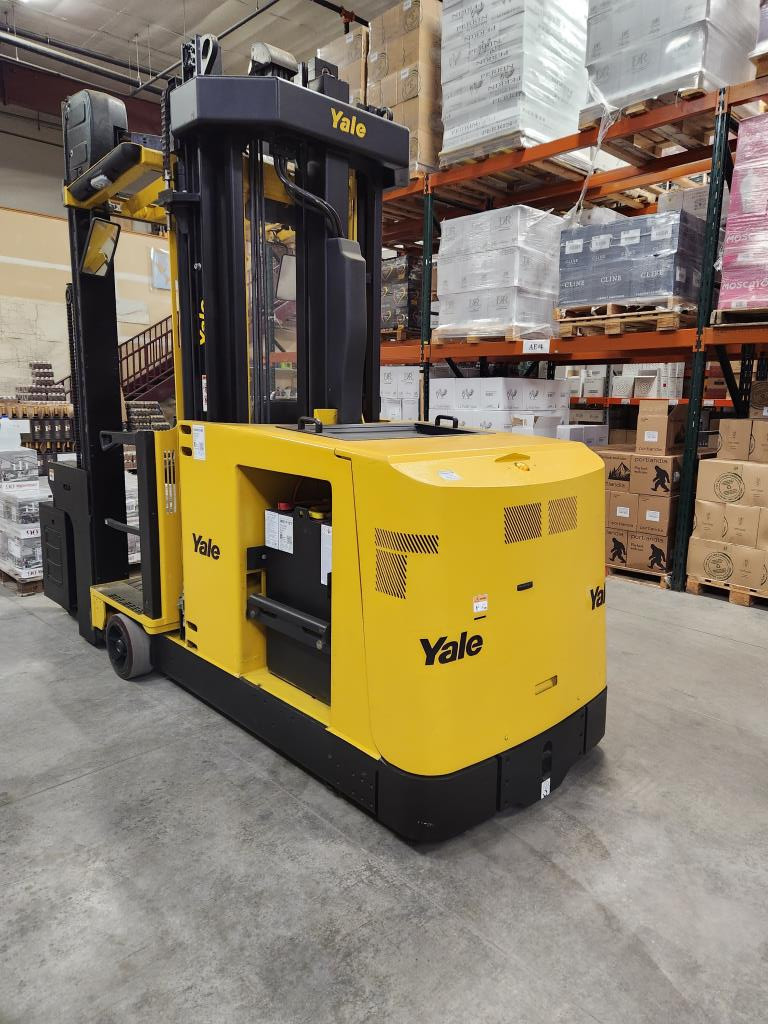 2013 Yale NTA030SB