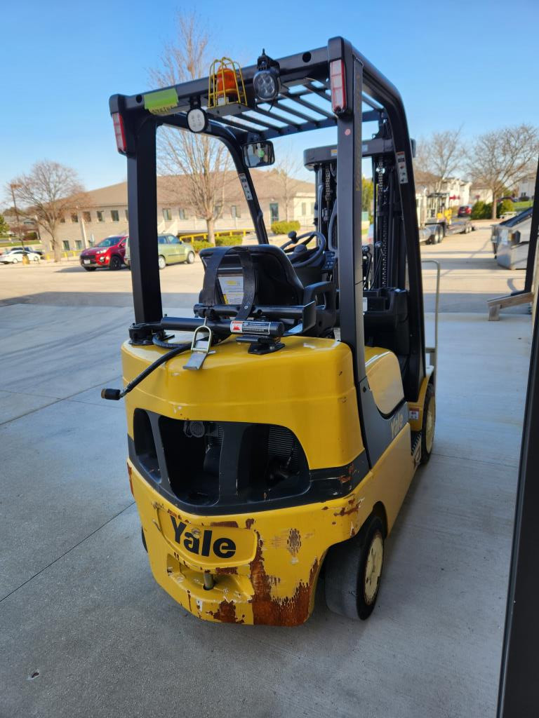 2022 Yale GC050VX