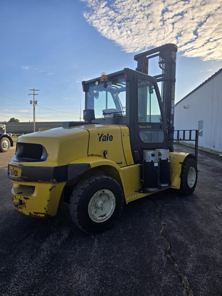 2017 Yale GP190VX