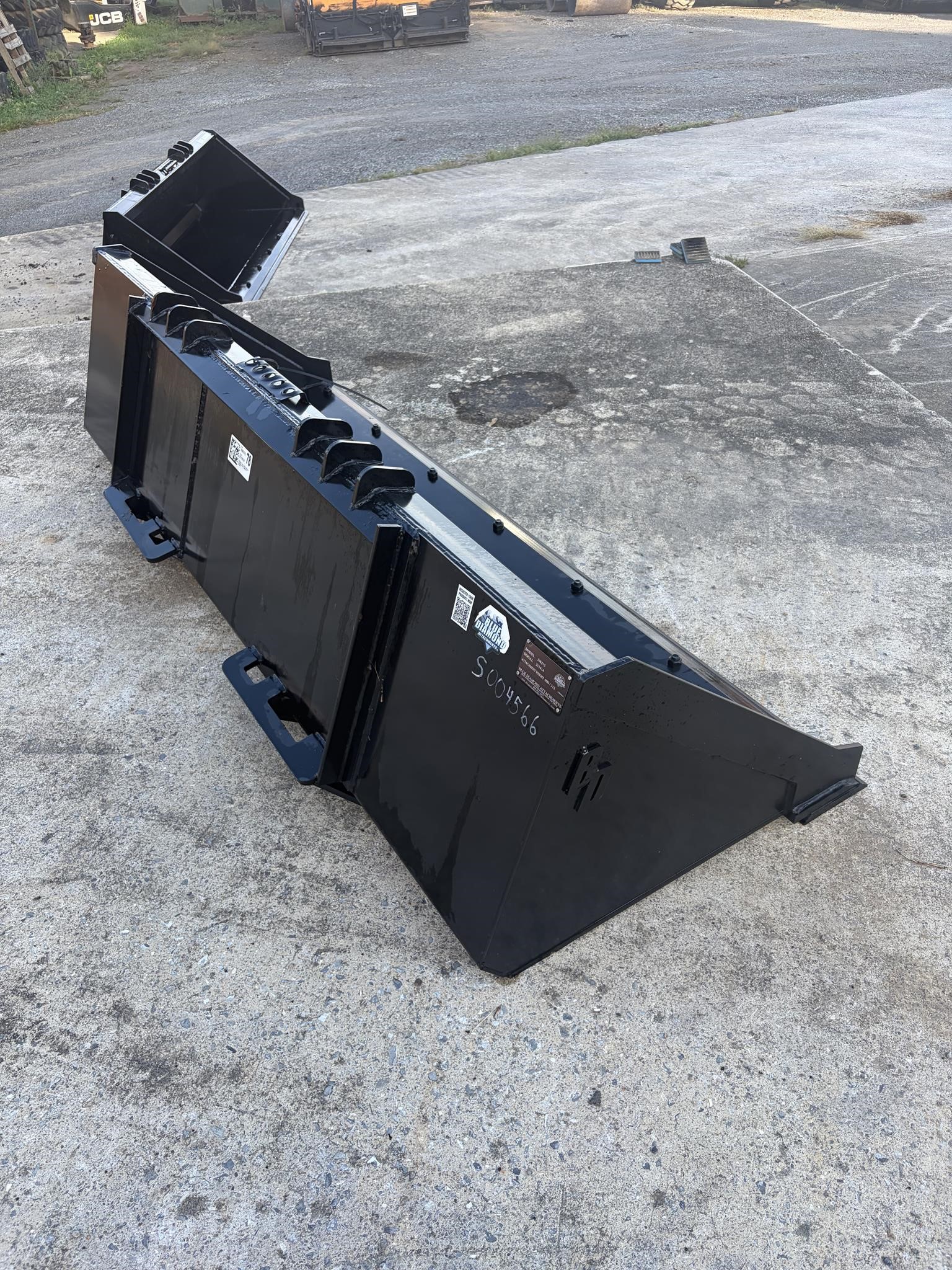 2026 Blue Diamond 78" BUCKET