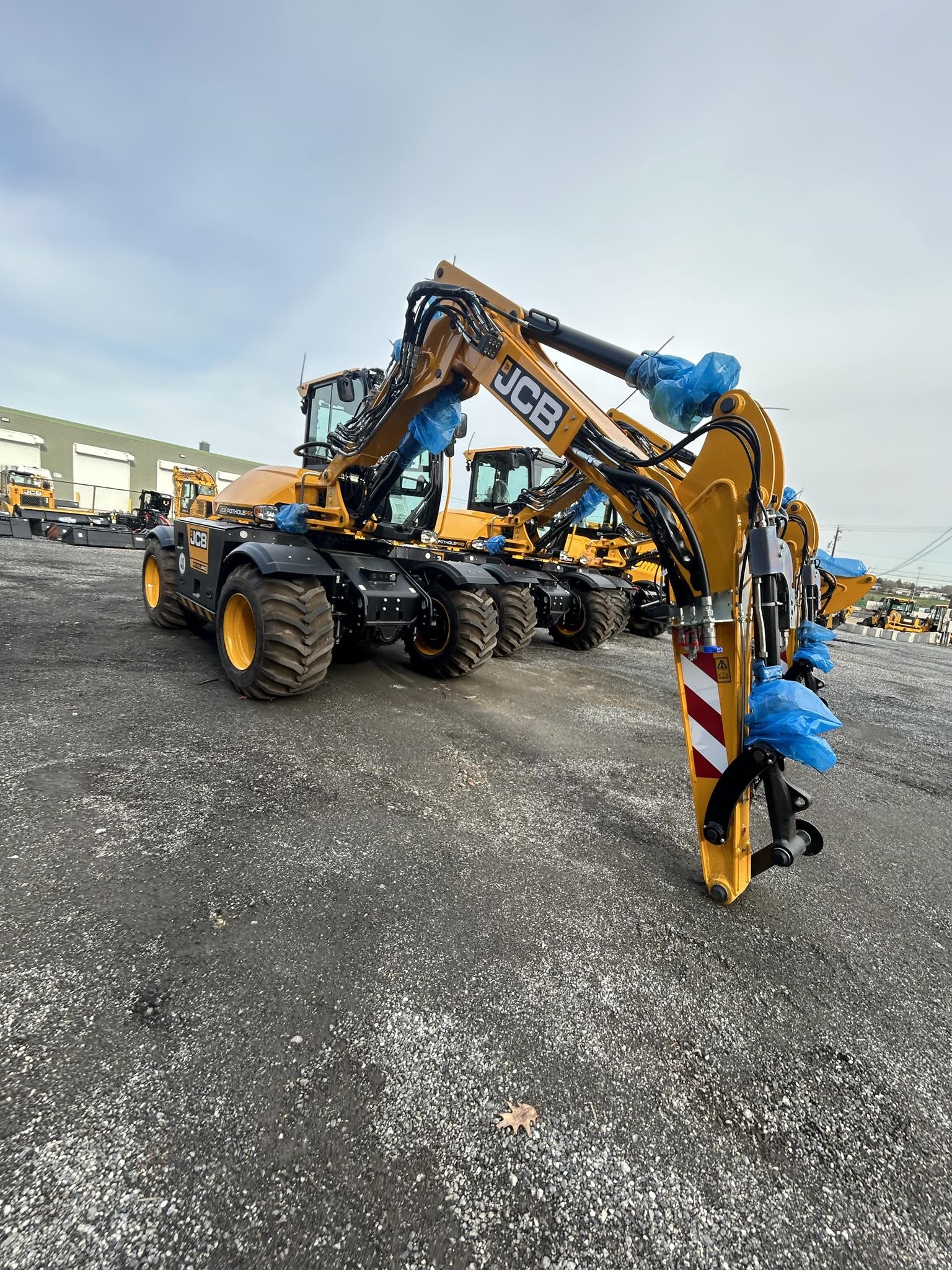 Photo of a 2025 JCB HYDRADIG 110W