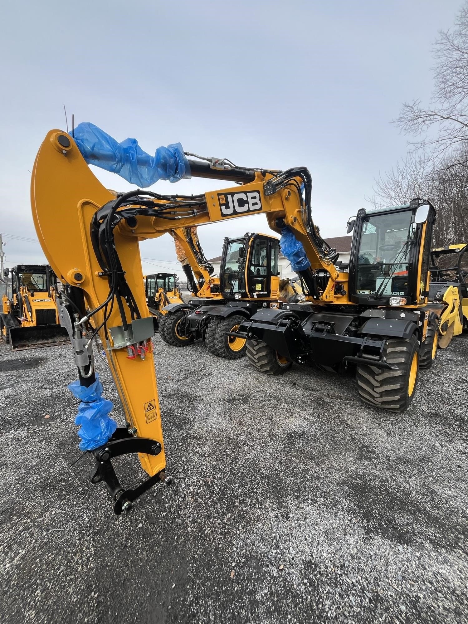 Photo of a 2025 JCB HYDRADIG 110W