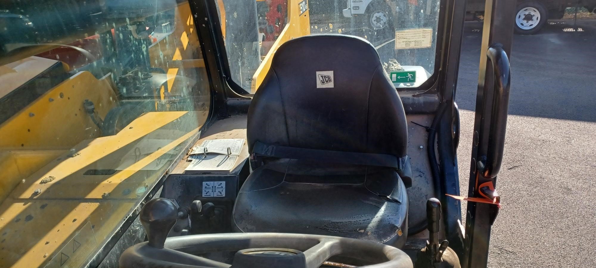 2021 JCB 510-56