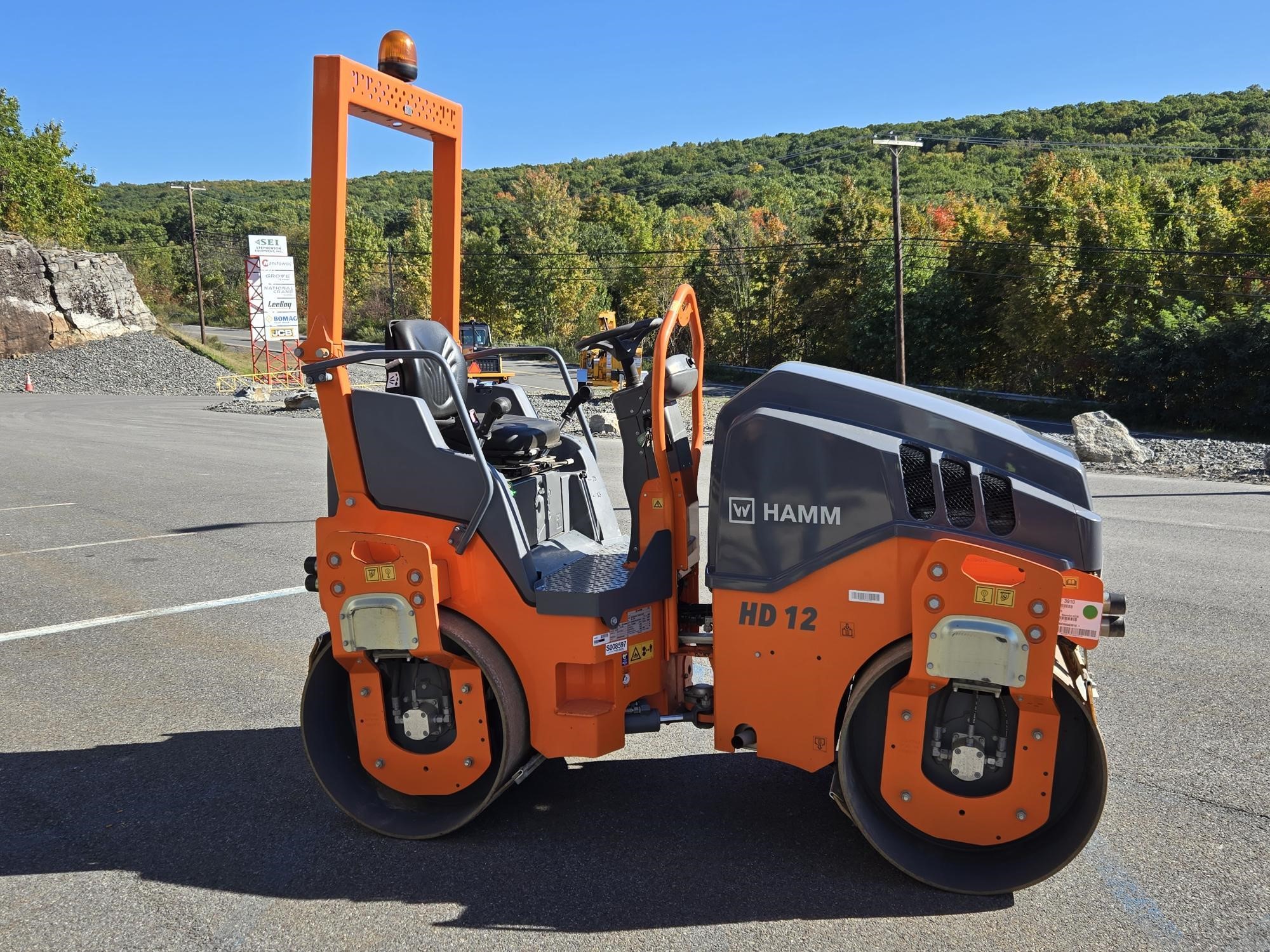 2021 Hamm HD12VV