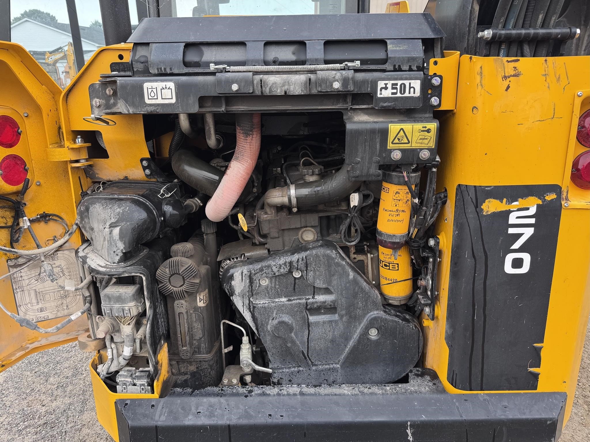 2023 JCB 270