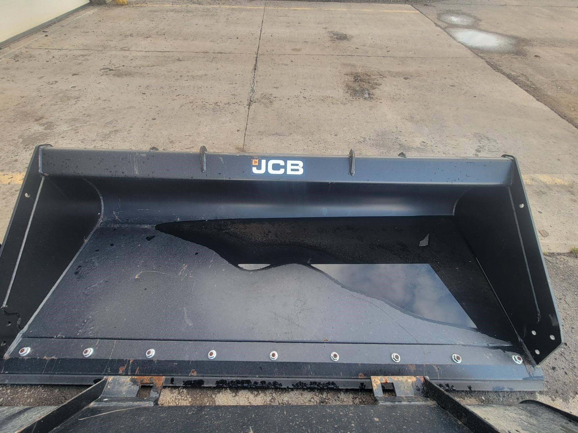 Photo of 2023 JCB 84" BUCKET