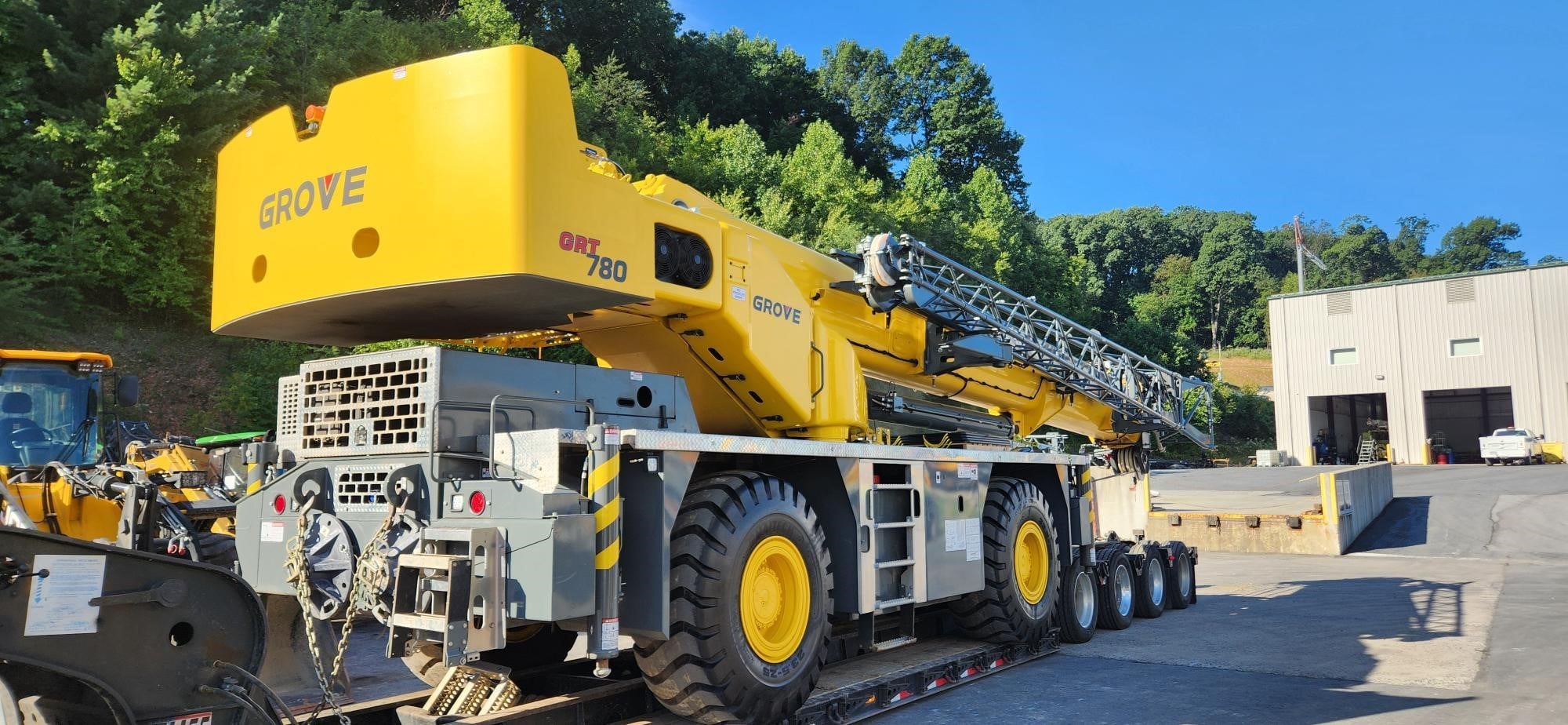 2025 Grove GRT780