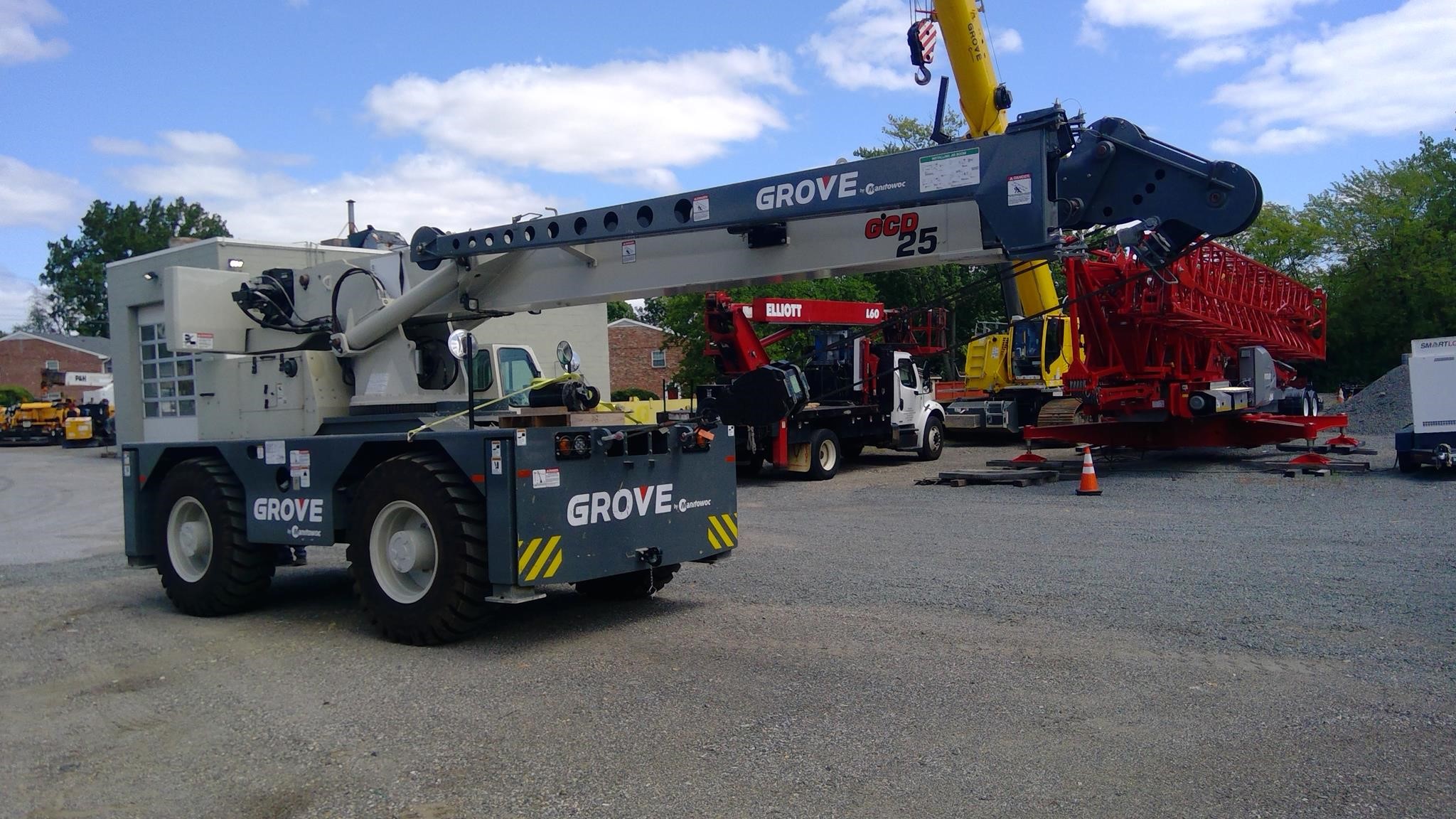 2024 Grove GCD25