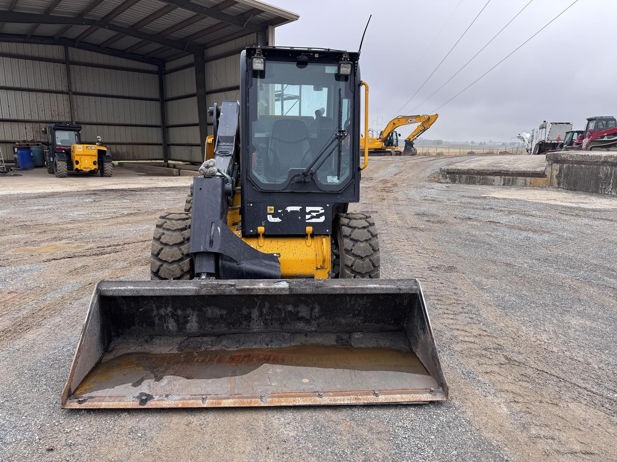 2023 JCB 270
